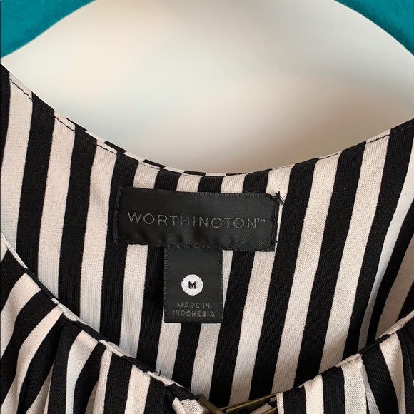 SOLD - Black and White Striped Sleeveless Blouse - Picture 4 of 4